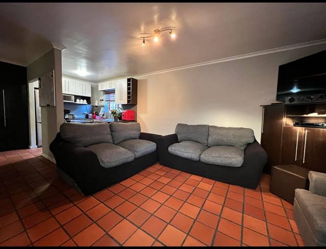 2 BEDROOM HOUSE FOR SALE IN OAKGLEN